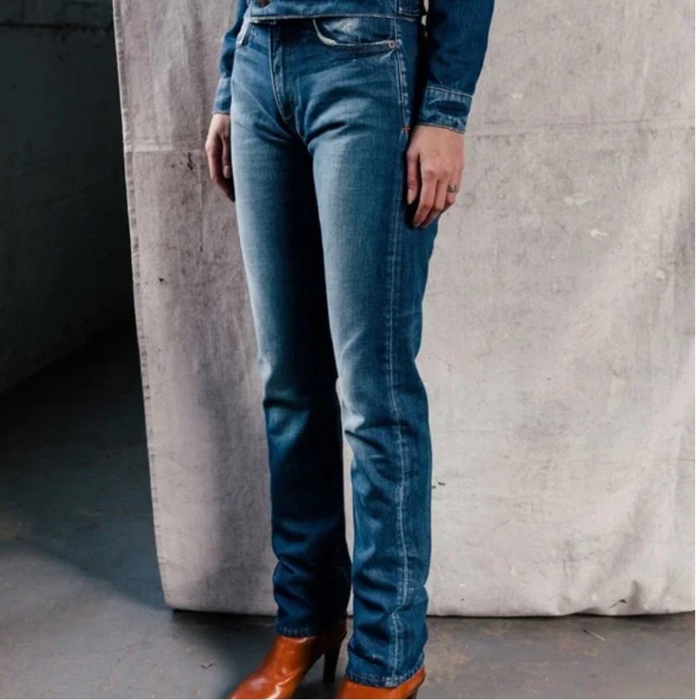 Imogene + Willie Margot Slim Straight Leg Jeans